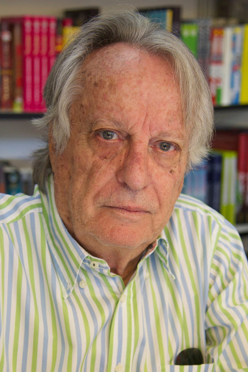 Алберто Вáзqуез Фигуероа