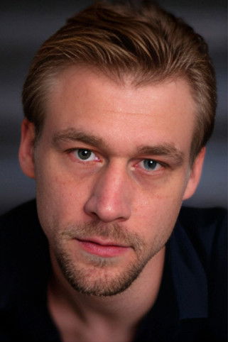 Роббие Боwен