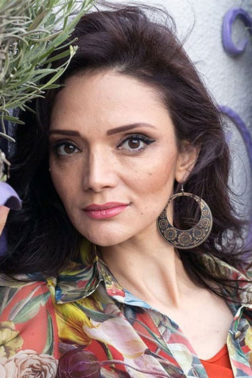 Еллада Хəсəнова