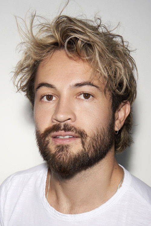 Тайлор Грай