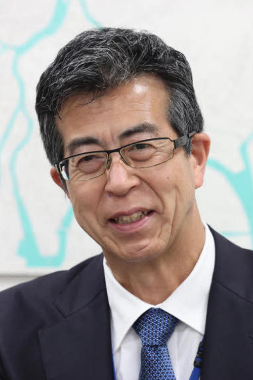 石田芳文