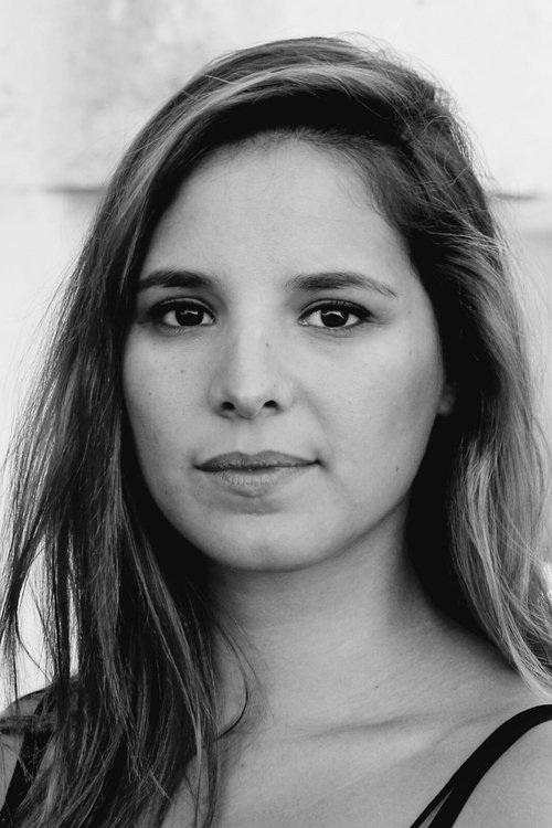 Маника Ауxире