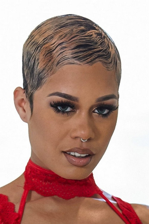 Jасамине Банкс