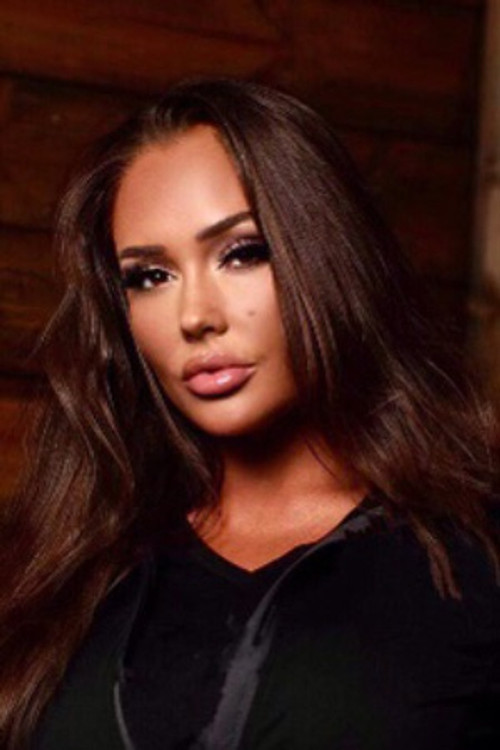 Ангела Дуггинс