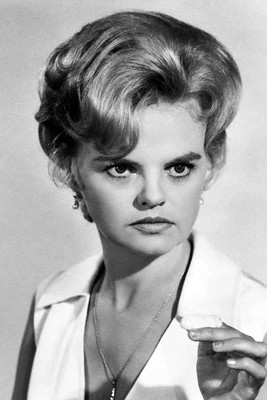 Маделеине Схерwоод