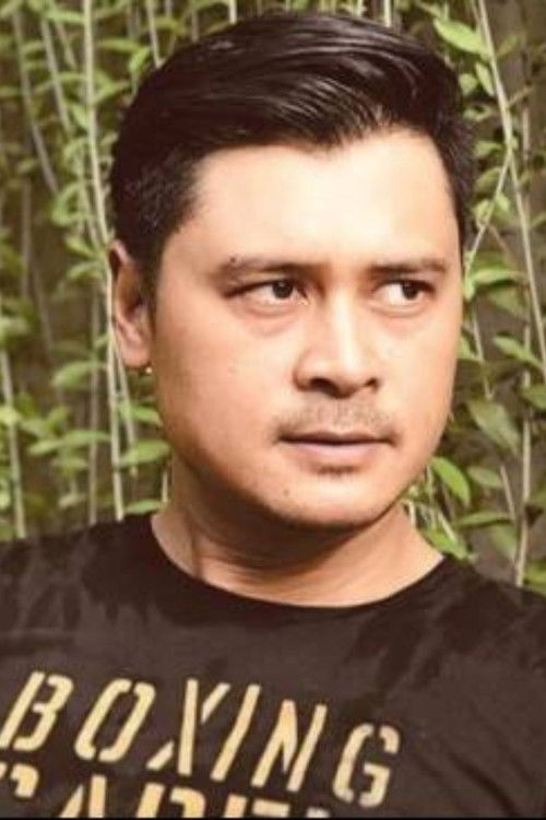 Иqбал Пакула