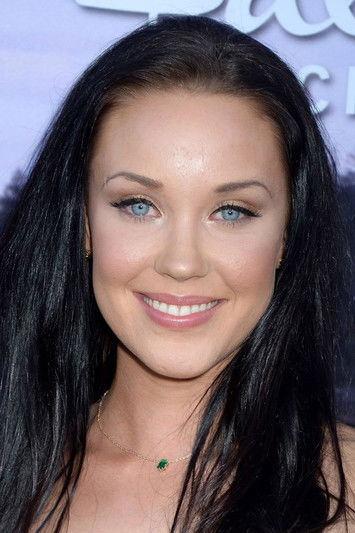  Лейси Джей Мейли