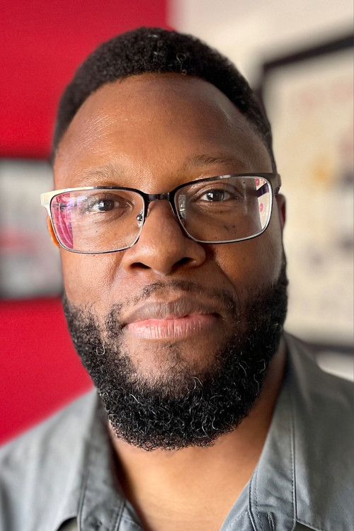 Андреw Робертс