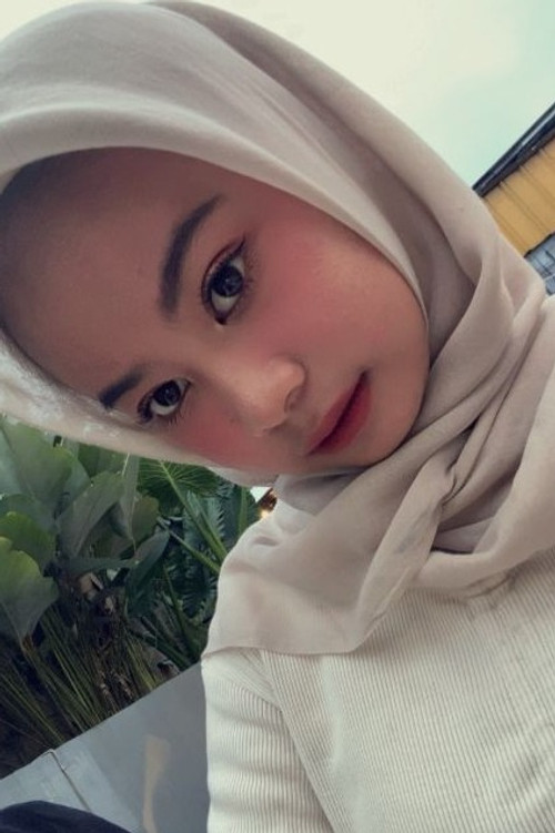 Рату Надила Сасqиа Путри