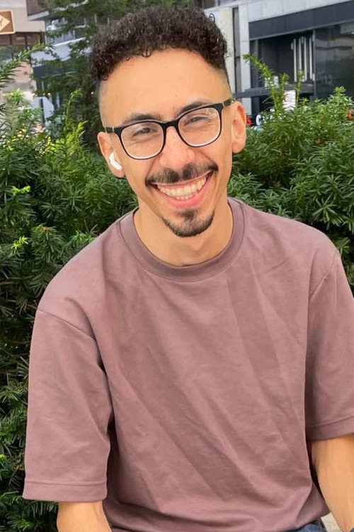 Даннй Нарваез