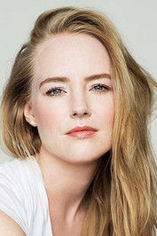 Манди Ницхолсон