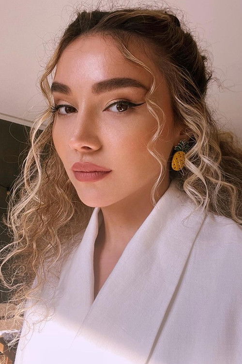 Üзел Кəримова