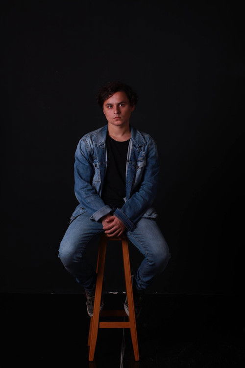 Туна Йüксел