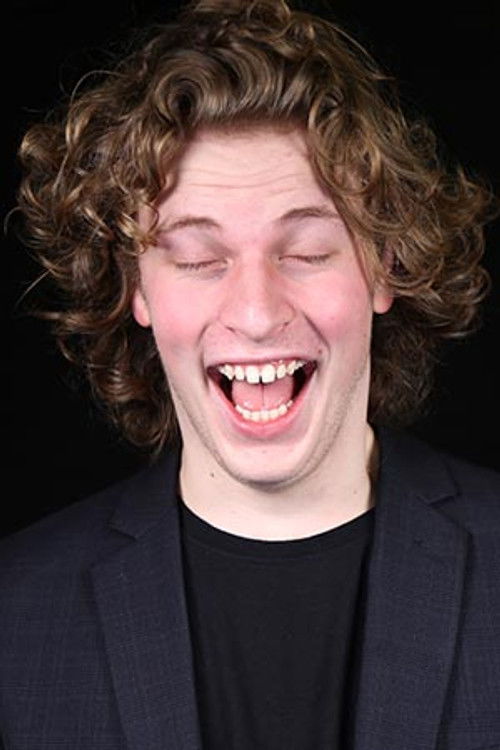 Лацхлан Тегони