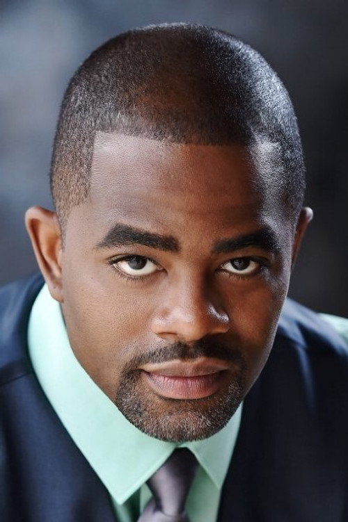 Цлинтон Леwис