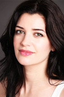 Мириам Пултро