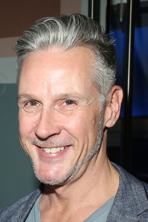  Том Макгиллис