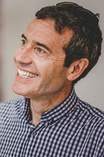 Петер Маниура