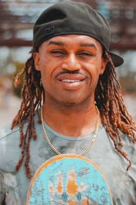 Брандон Турнер