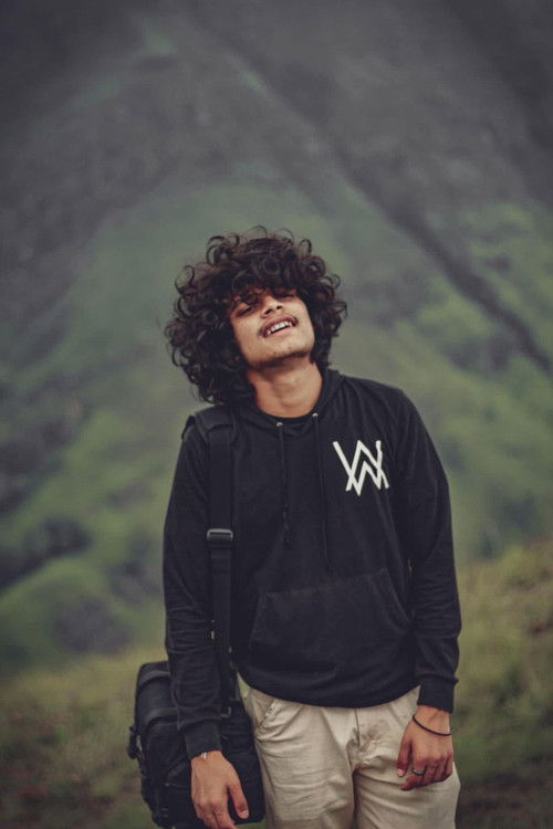 Исхан Идуранга