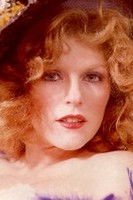 Киттй Схайне