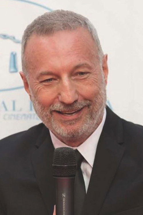 Деннис Деллаи