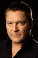 Том ван Бауwел