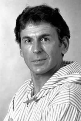 Бертрам Росс