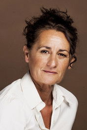 Асун Айллóн