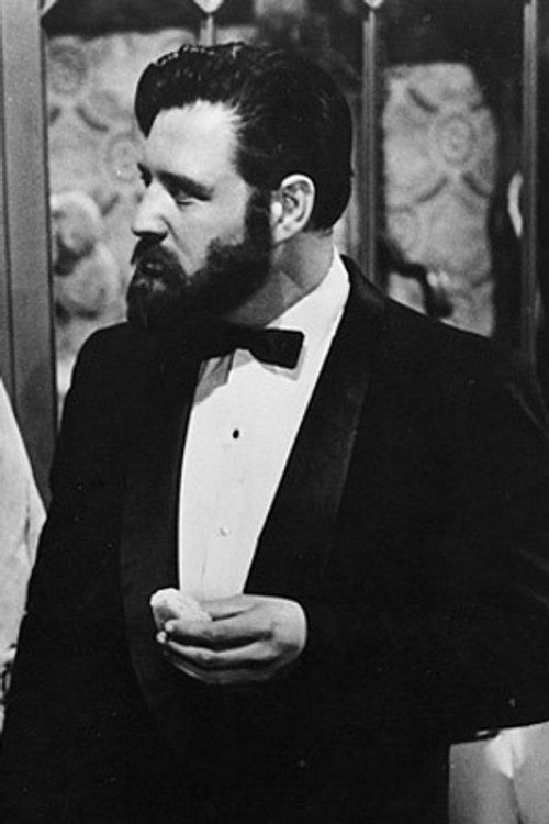 Jулиан Буртон