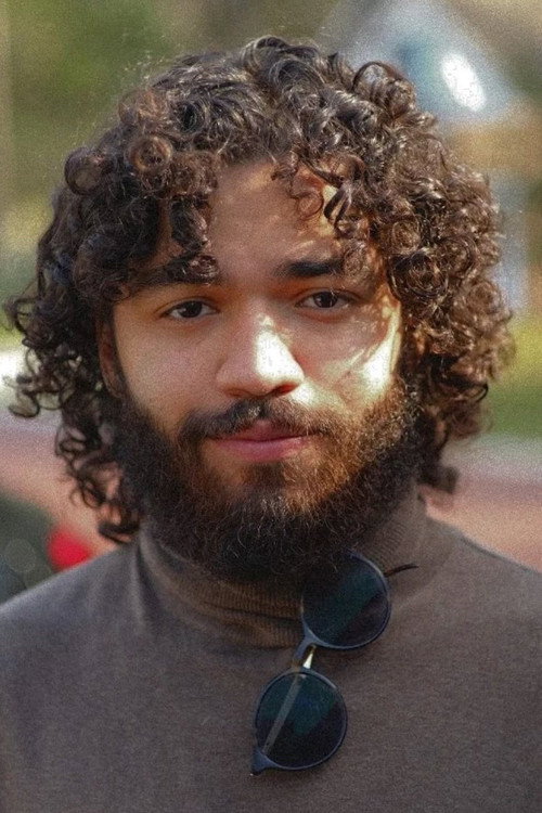 Логан Лопез