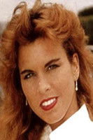 Април Суммер