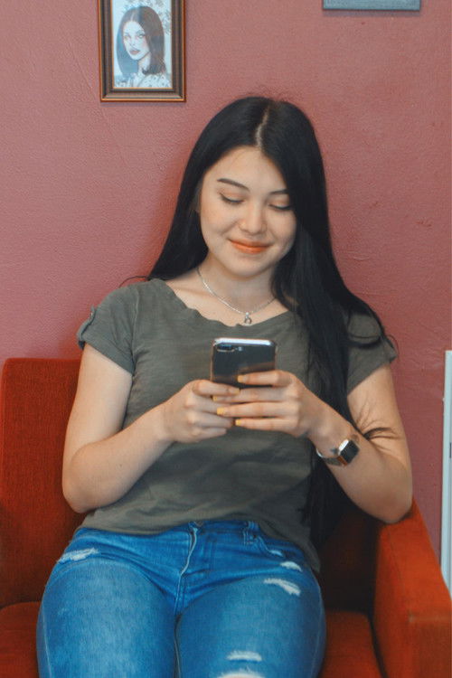 Дафне Тирадо