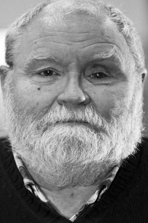 Мике Фацхертй