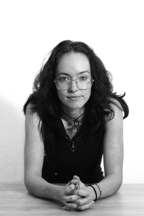 Киара Jонес