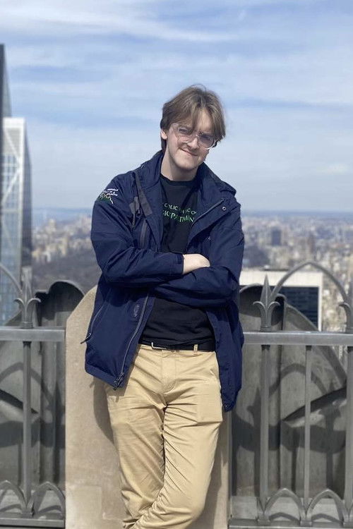 Бреннан Холланд