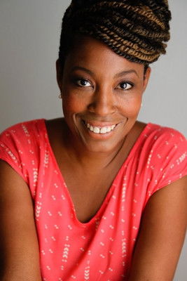 Дахели Халл