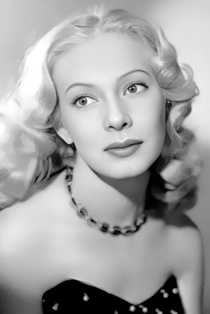  Мария Дуглас