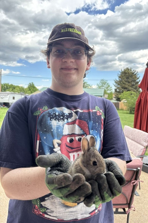 Логан Агнеw