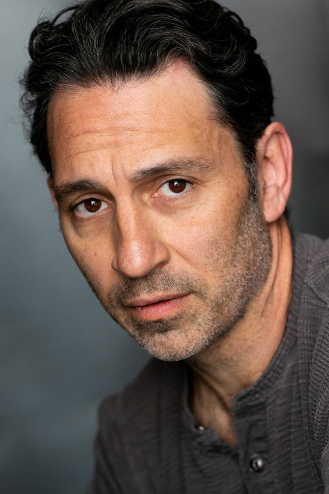 Грегори Симс