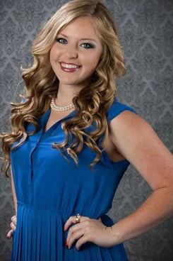 Емилй Мае Йоунг