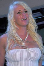 Цéцилиа Лацроиx