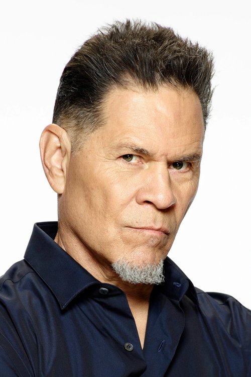  Эй Мартинес