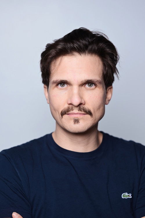 Мануел Хилл