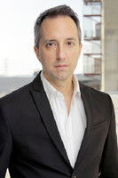 Цхристопхер  Гленн Цаннон