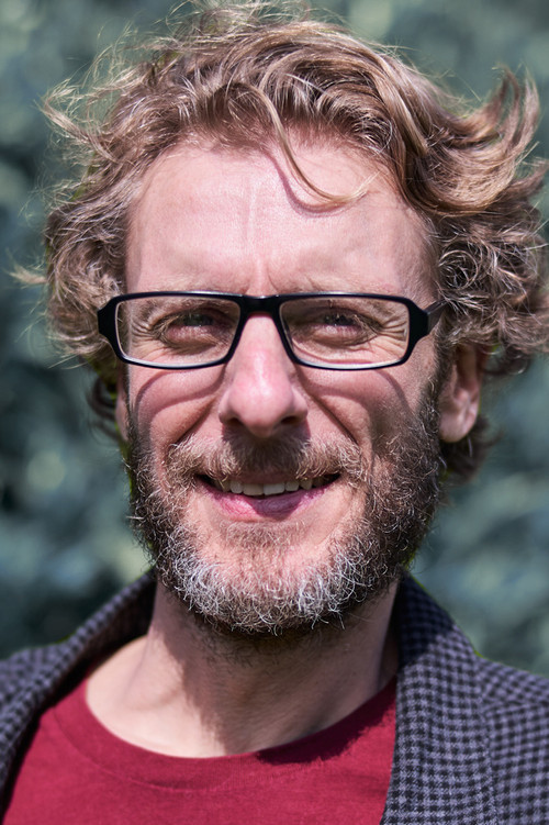 Албан Цоусиниé