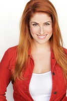 Jулиа Цеарлей