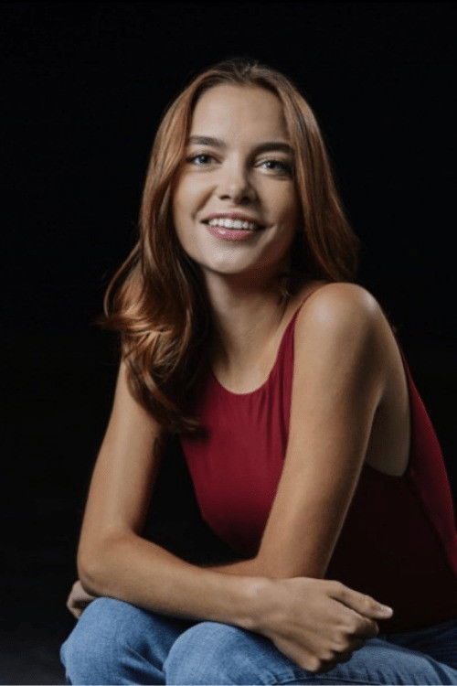 Лара Хунтер