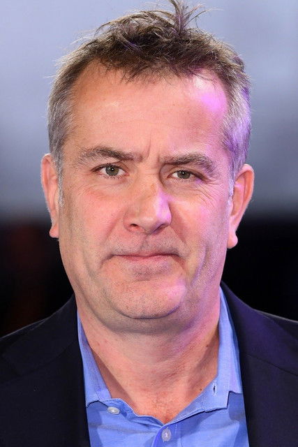 Дамиан Jонес