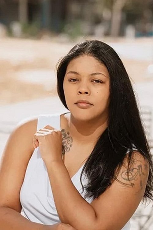 Адориа К Леwис